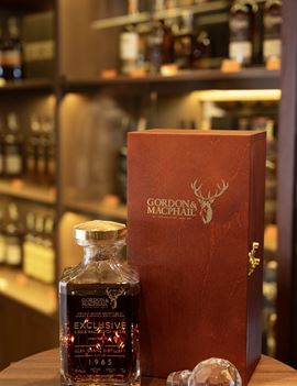 Gordon & MacPhail Exclusive Glen Grant 1965 (decanter)