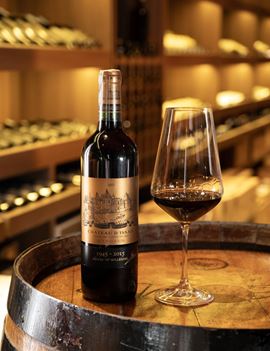 Château d'Issan 2015 (nhãn kỷ niệm 70 năm)