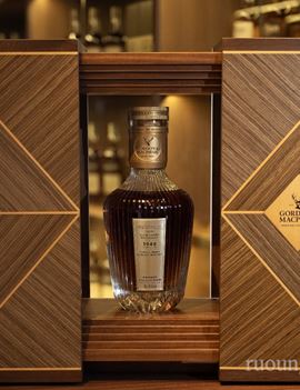 Gordon & MacPhail Private Collection Glen Grant 1948 70yo