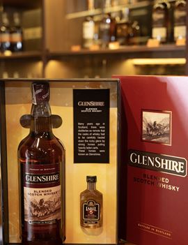 Glenshire Blended Scotch Whisky 1L (hộp quà, kèm chai mini Label 5)