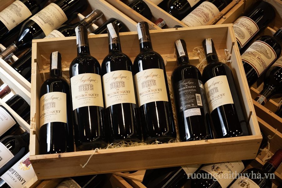 Angélique de Monbousquet 2018