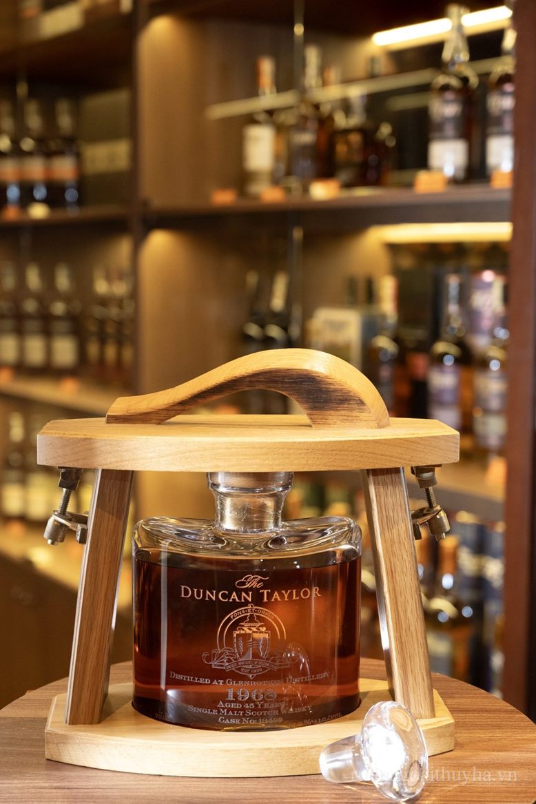 Duncan Taylor Tantalus Glenrothes 1968 45yo