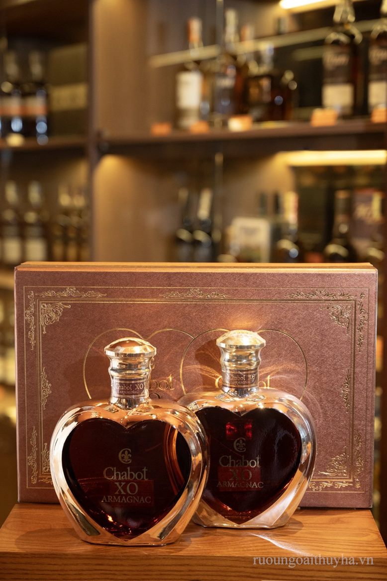 Chabot XO (hộp đôi, 2 bình trái tim 50cl)