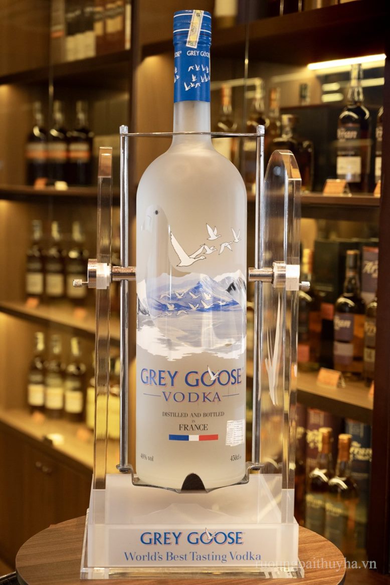 Grey Goose Vodka 4,5L (kèm giá rót)