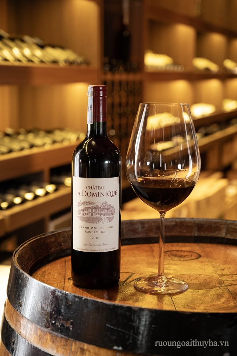 Château La Dominique 2010